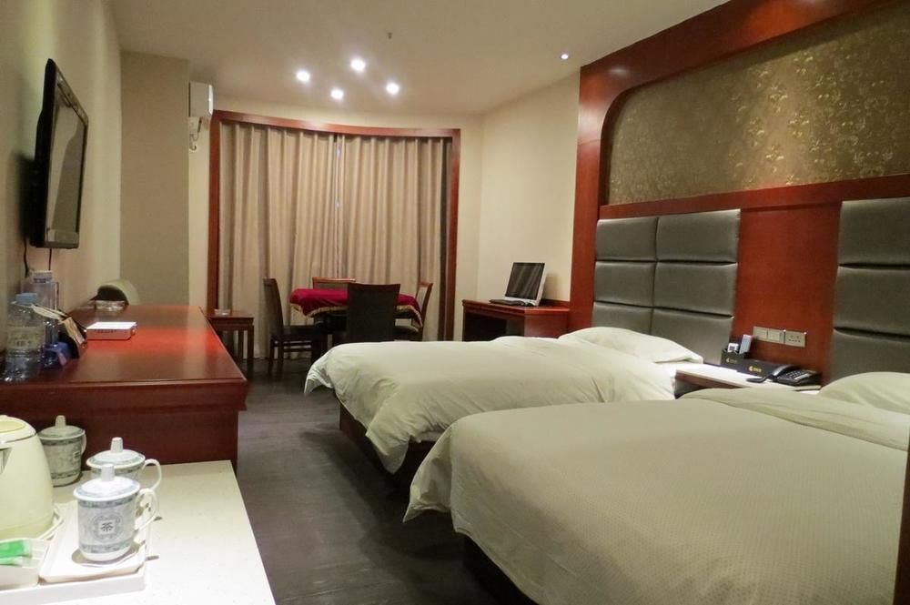 Longwang Business Hotel Liuzhou Zewnętrze zdjęcie