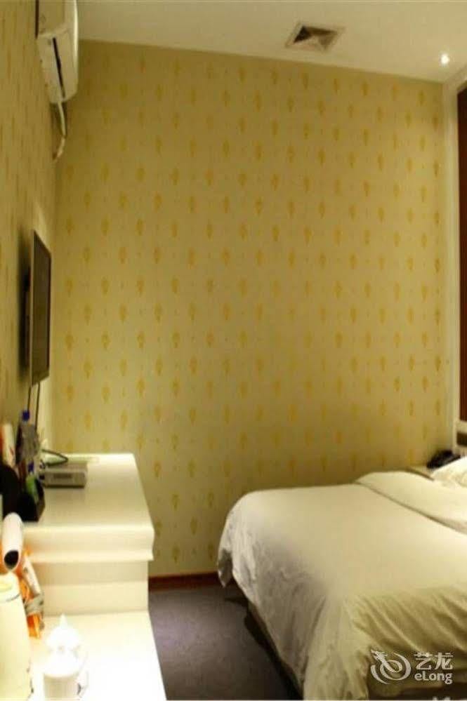 Longwang Business Hotel Liuzhou Zewnętrze zdjęcie