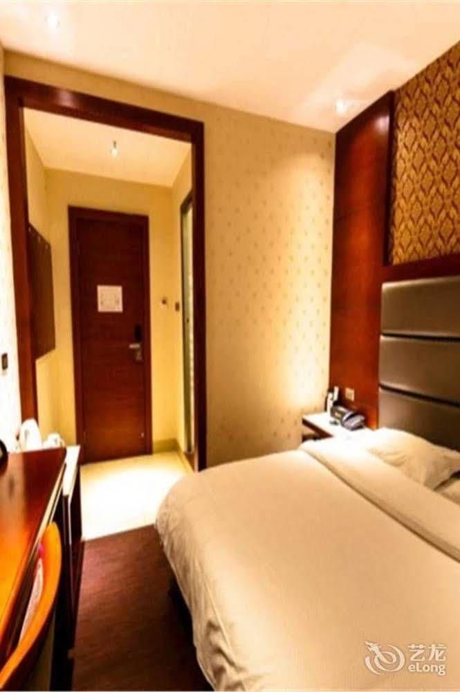Longwang Business Hotel Liuzhou Zewnętrze zdjęcie